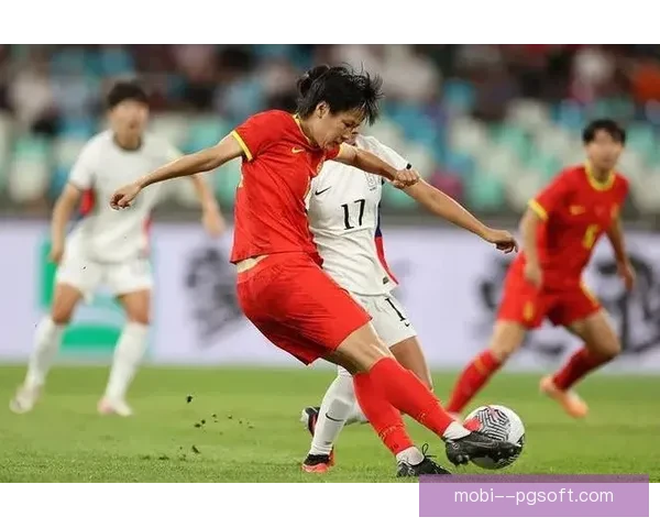 中国女足未能晋级巴黎奥运会正赛引发国内关注与反思